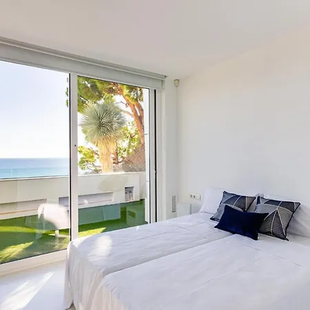 Bianca Amaizing View Design 10 Min Walk From Beaches וילה