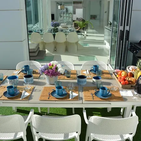 Bianca Amaizing View Design 10 Min Walk From Beaches سيدجيس